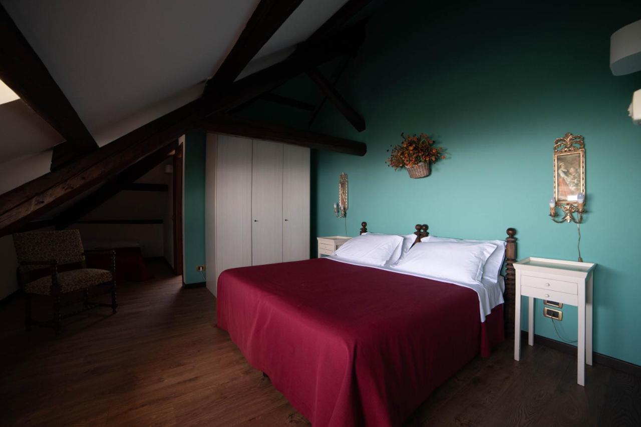 Hotel Villa Dorata Николози Екстериор снимка
