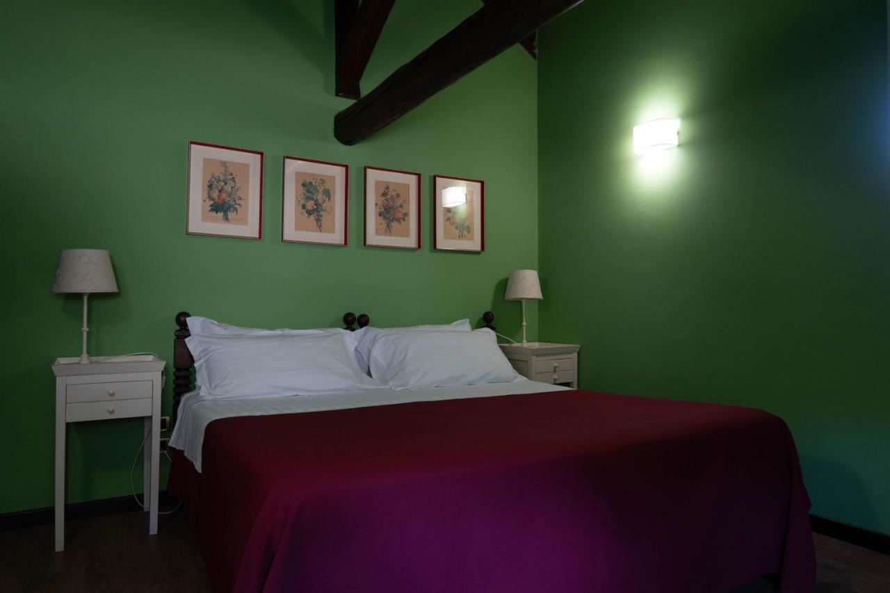Hotel Villa Dorata Николози Екстериор снимка