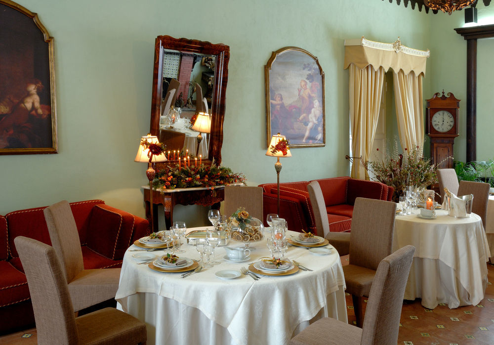 Hotel Villa Dorata Николози Екстериор снимка