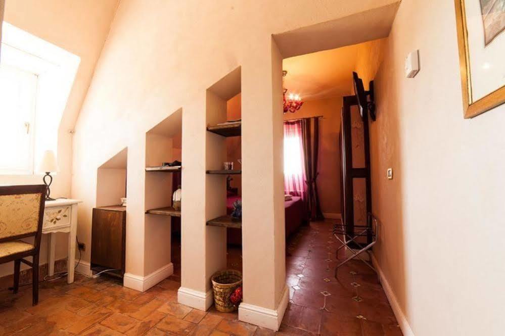 Hotel Villa Dorata Николози Екстериор снимка